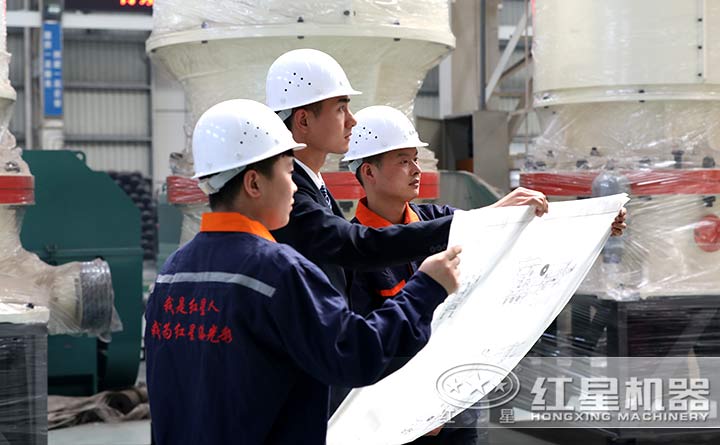 專(zhuān)業(yè)經(jīng)理為客戶(hù)提供定制設(shè)備服務(wù)