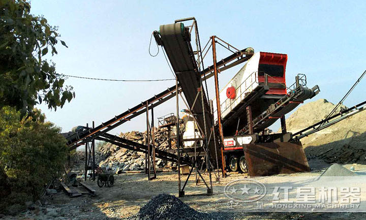 集給料、破碎、篩分于一體的移動錘破