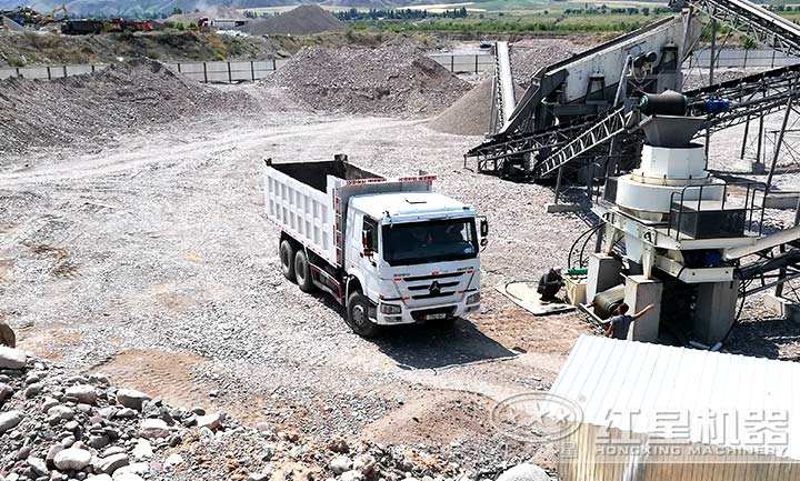 吉爾吉斯坦制砂生產(chǎn)現(xiàn)場