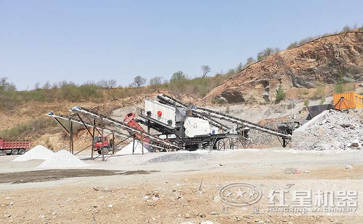 移動式山石破碎機客戶現(xiàn)場，多種出料規(guī)格