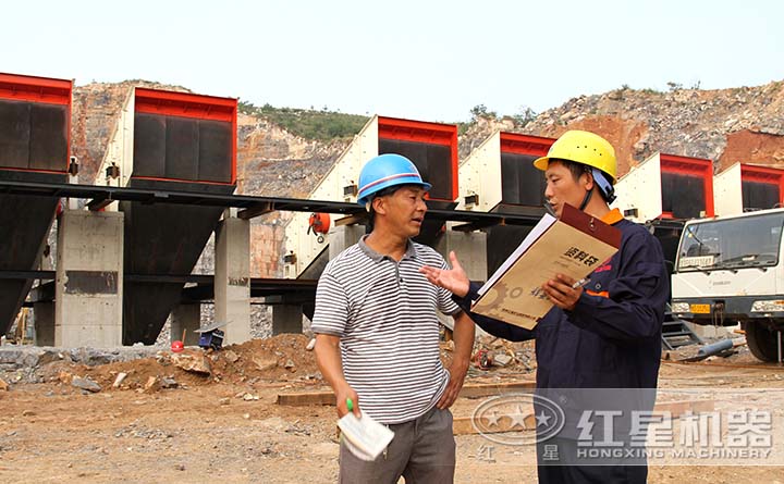 工程師親臨現(xiàn)場，指導設備安裝