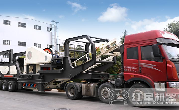 大型石頭粉碎機(jī)發(fā)貨現(xiàn)場(chǎng)