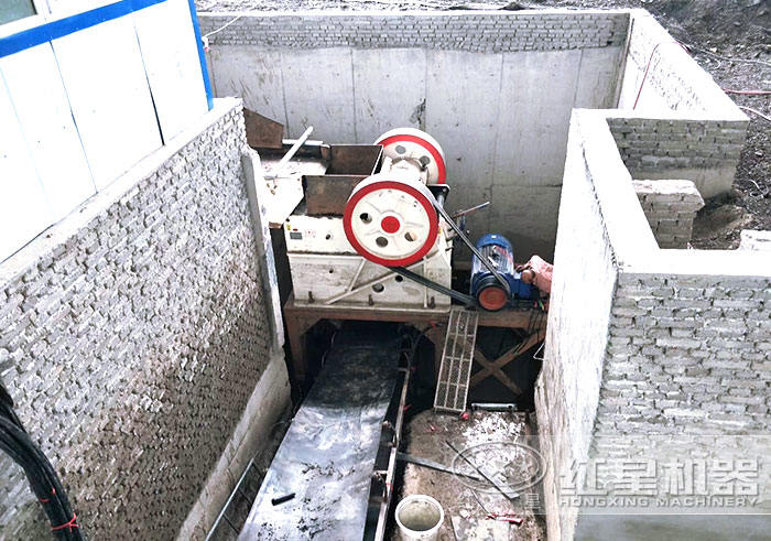 粗碎—顎式破碎機(jī)