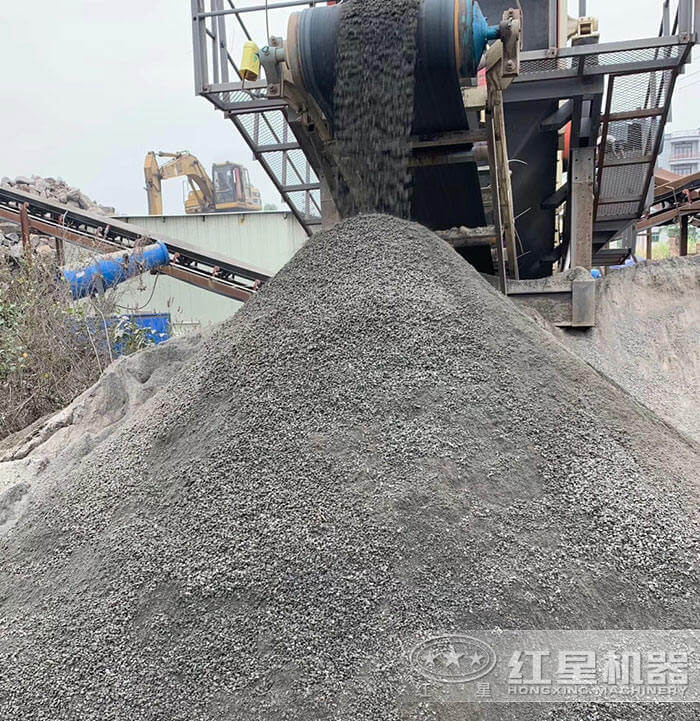 制沙生產(chǎn)現(xiàn)場(chǎng)