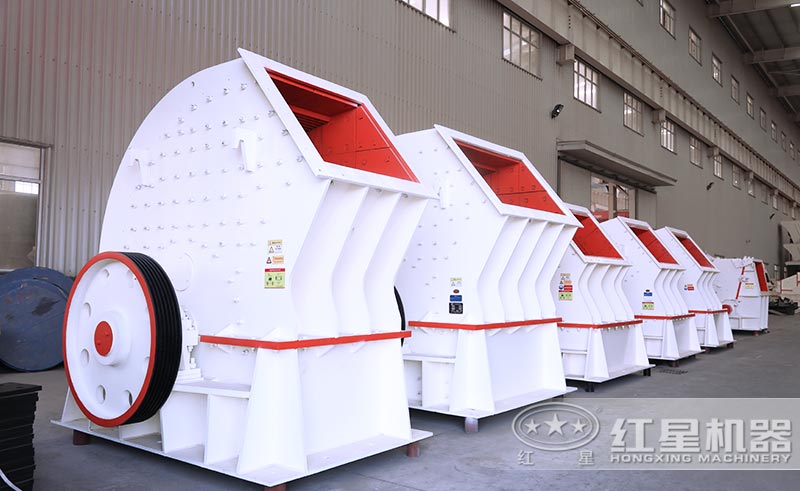 時產(chǎn)100噸錘破機車間圖