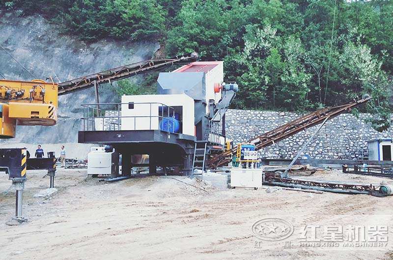 移動制砂機生產(chǎn)現(xiàn)場