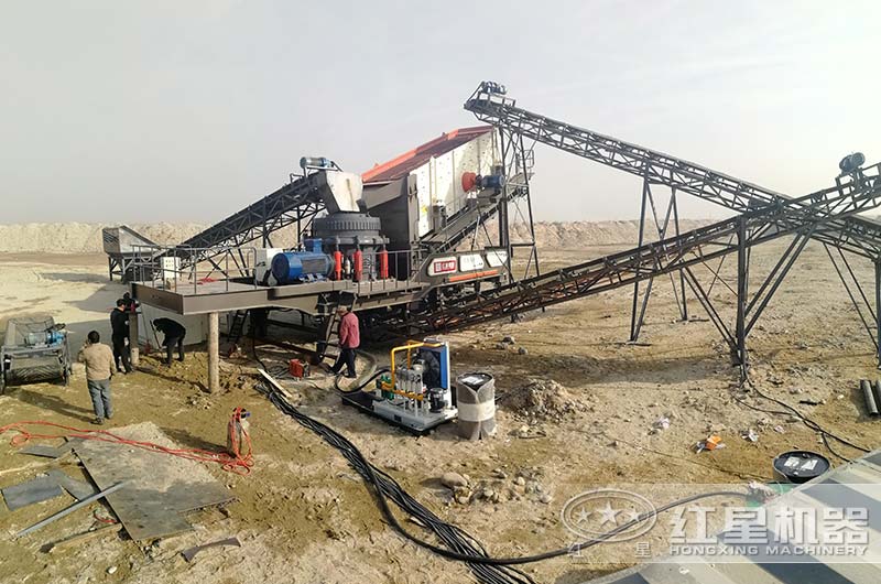 移動式破碎機生產現(xiàn)場