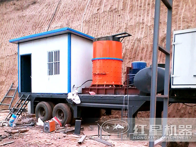 立式復(fù)合破生產(chǎn)現(xiàn)場