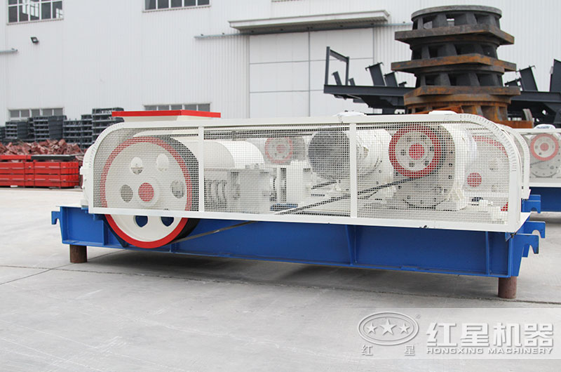 液壓對(duì)輥制砂機(jī)