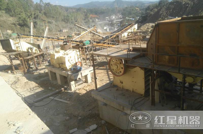 鄂破機(jī)+反擊破作業(yè)現(xiàn)場(chǎng)