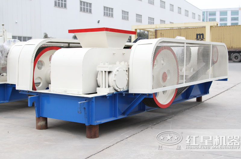 對(duì)輥式石頭制砂機(jī)
