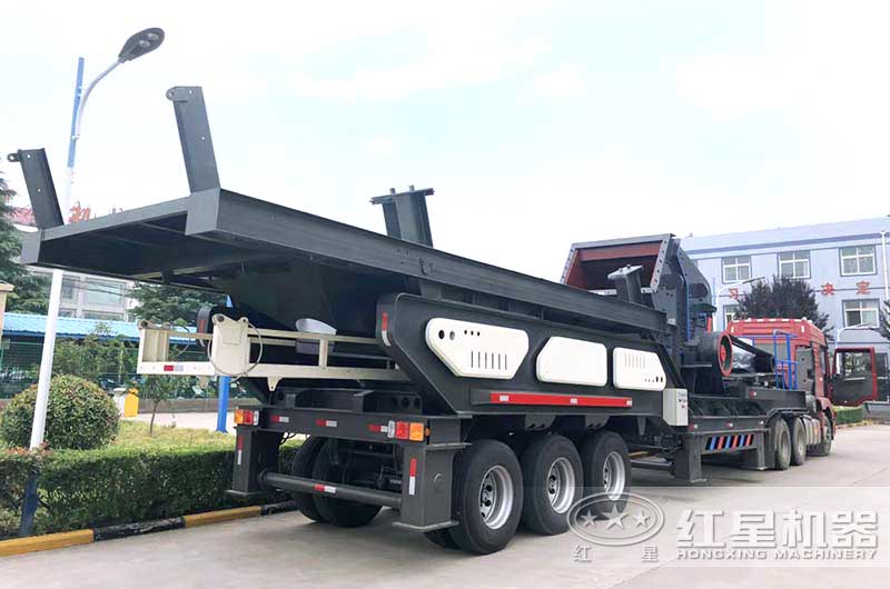 輪胎式移動破發(fā)貨現場