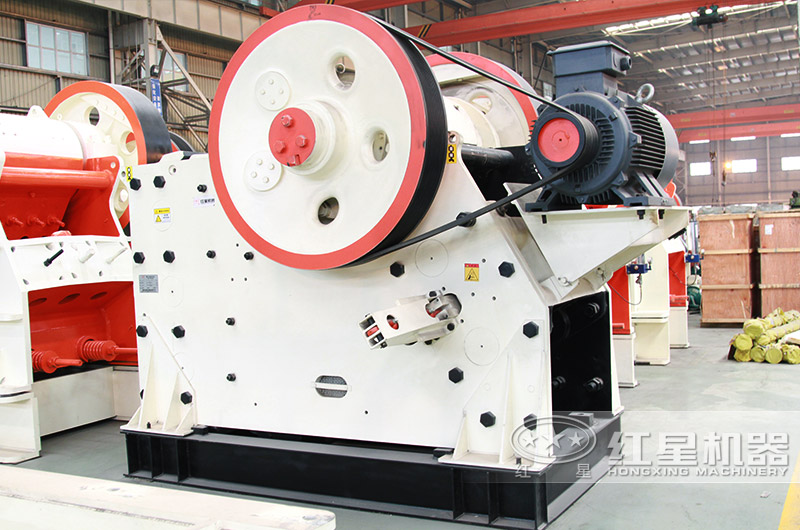 制砂粗碎設備—顎式破碎機