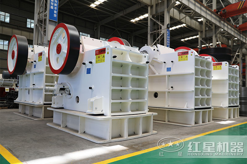 新一代顎式破碎機